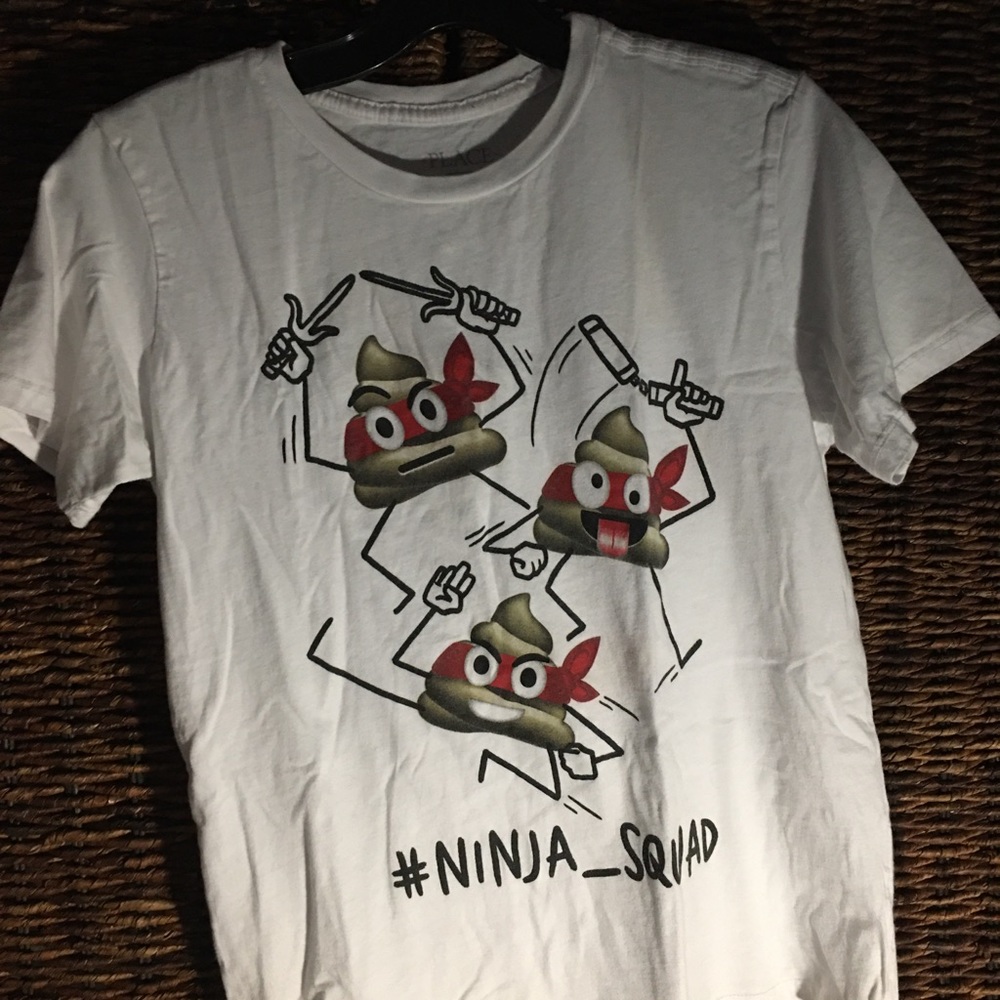 Lot of 4 children’s t-shirts.